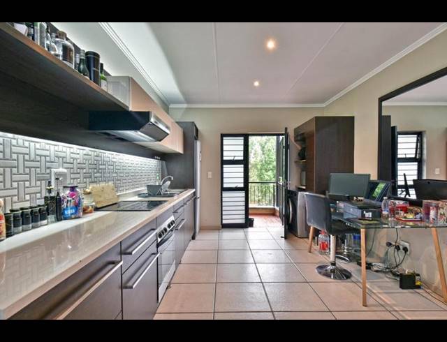 2 BEDROOM APARTMENT FOR SALE IN DOUGLASDALE
